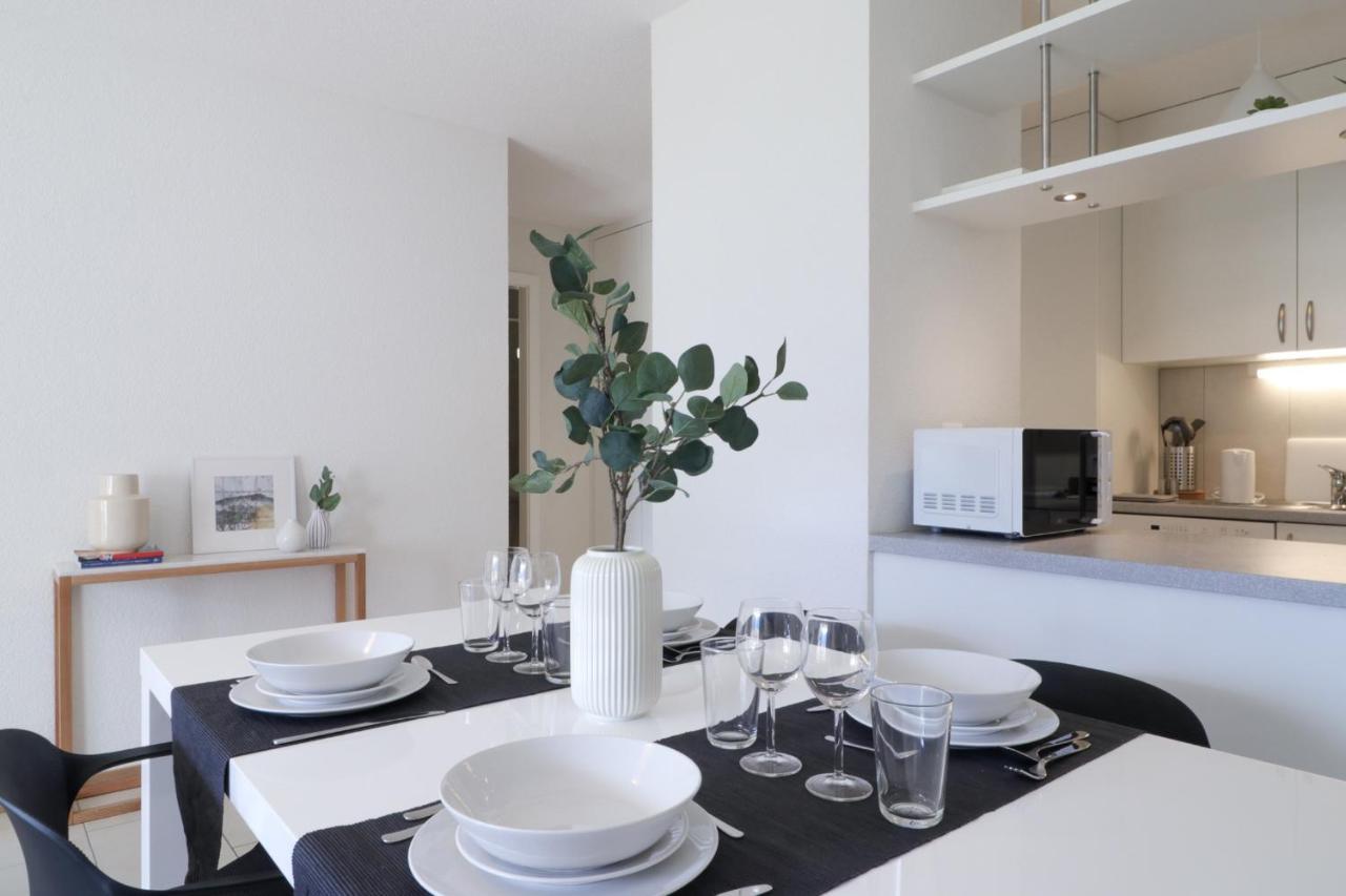 Modern Apartment Close To Martigny Train Station Екстериор снимка